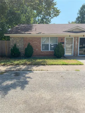 $1,350 | 904 North Frances Street, Unit A, Terrell, TX 75160