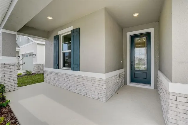 a view of an entryway