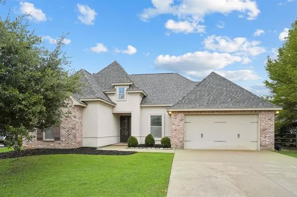 $455,000 | 1004 Cypress Crossing Drive, Madisonville, LA 70447