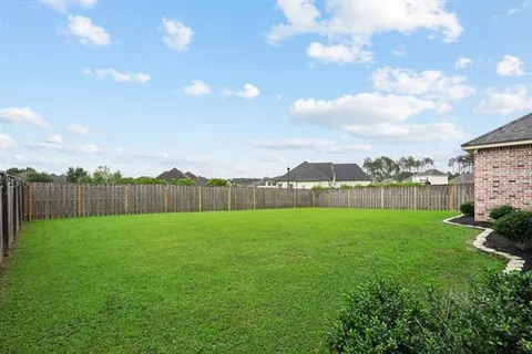 $455,000 | 1004 Cypress Crossing Drive, Madisonville, LA 70447