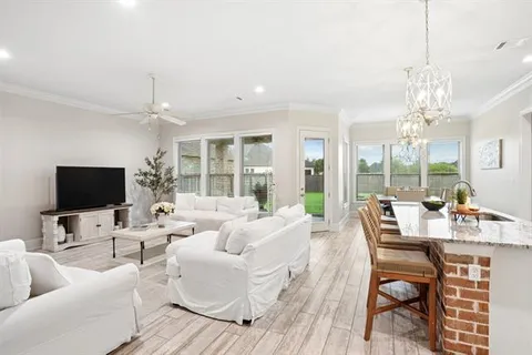 $455,000 | 1004 Cypress Crossing Drive, Madisonville, LA 70447