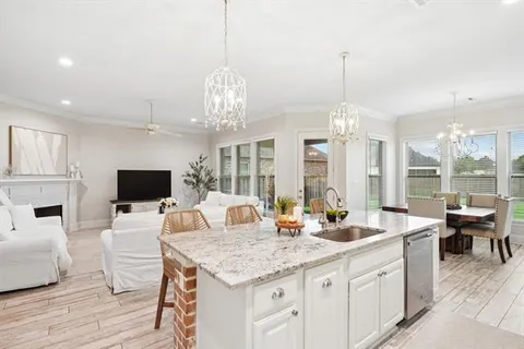 $455,000 | 1004 Cypress Crossing Drive, Madisonville, LA 70447