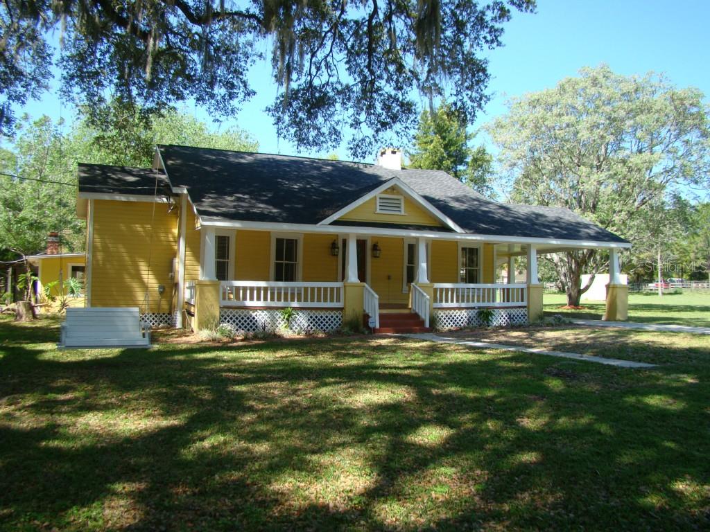 17621 Spring Valley Road Dade City, FL 33523 - Photo 1 of 1