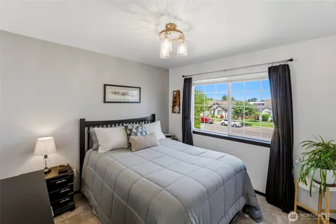 $649,950 | 1417 Hamilton Place, Buckley, WA 98321