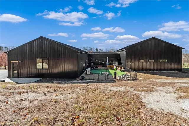 $565,000 | 210 Meadow Stone Lane, Mount Airy, NC 27030