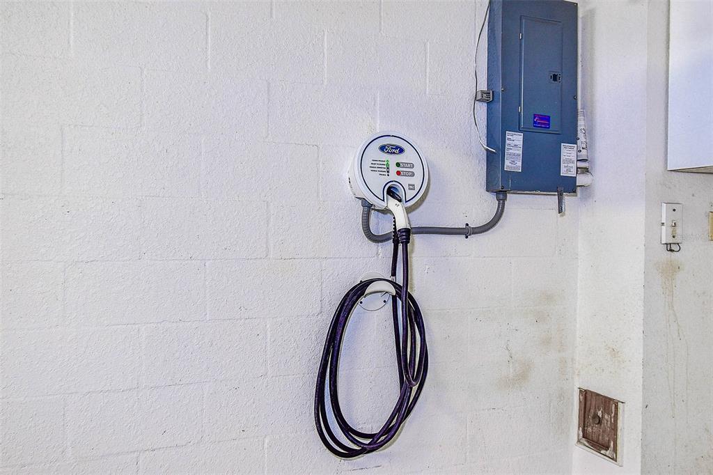 14865 Seminole Trail Seminole, FL 33776 - Photo 42 of 54 a close view of a dryer and washer in a bathroom