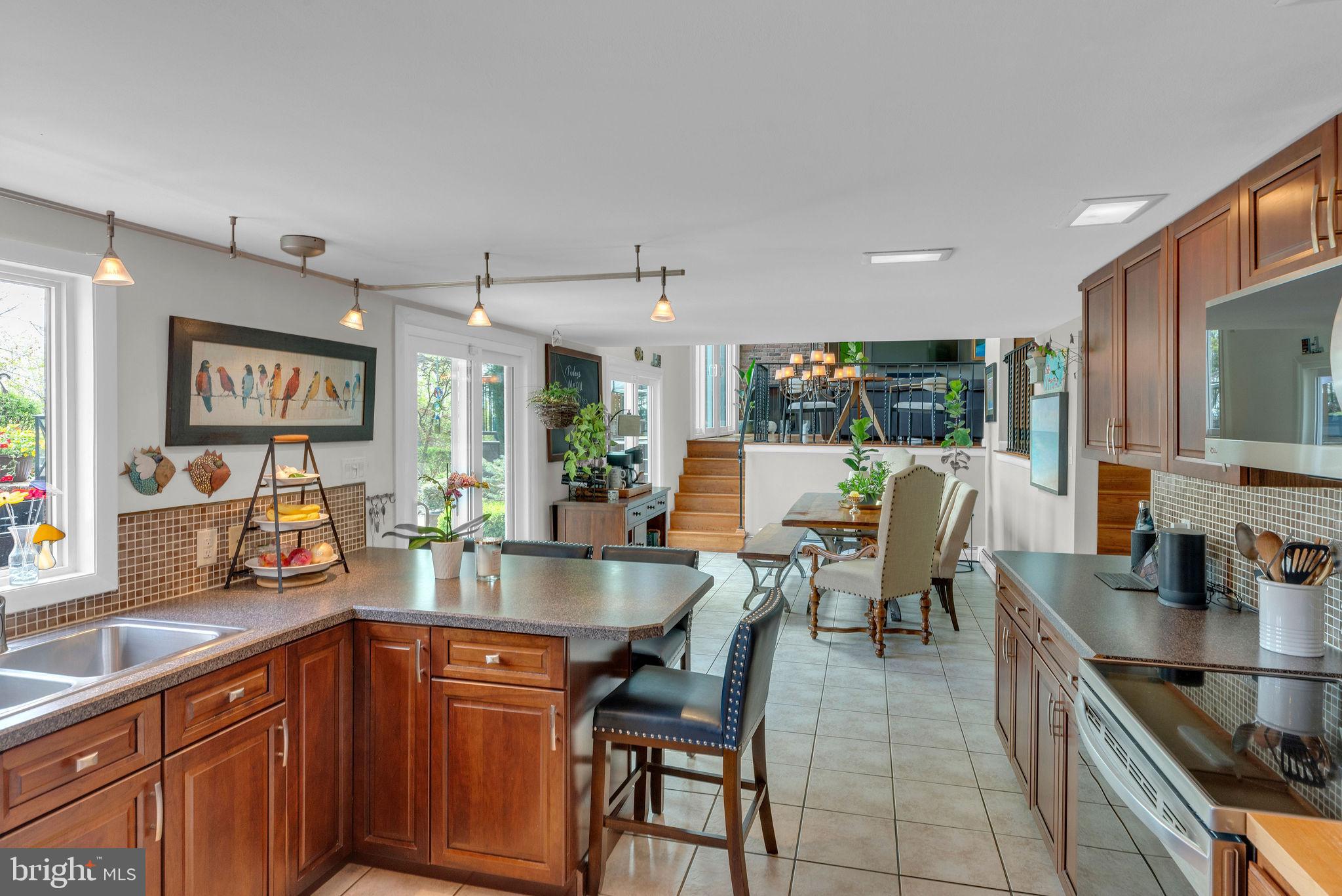977 Limekiln Road Doylestown, PA 18901 - Photo 10 of 66 Gallery Image 10