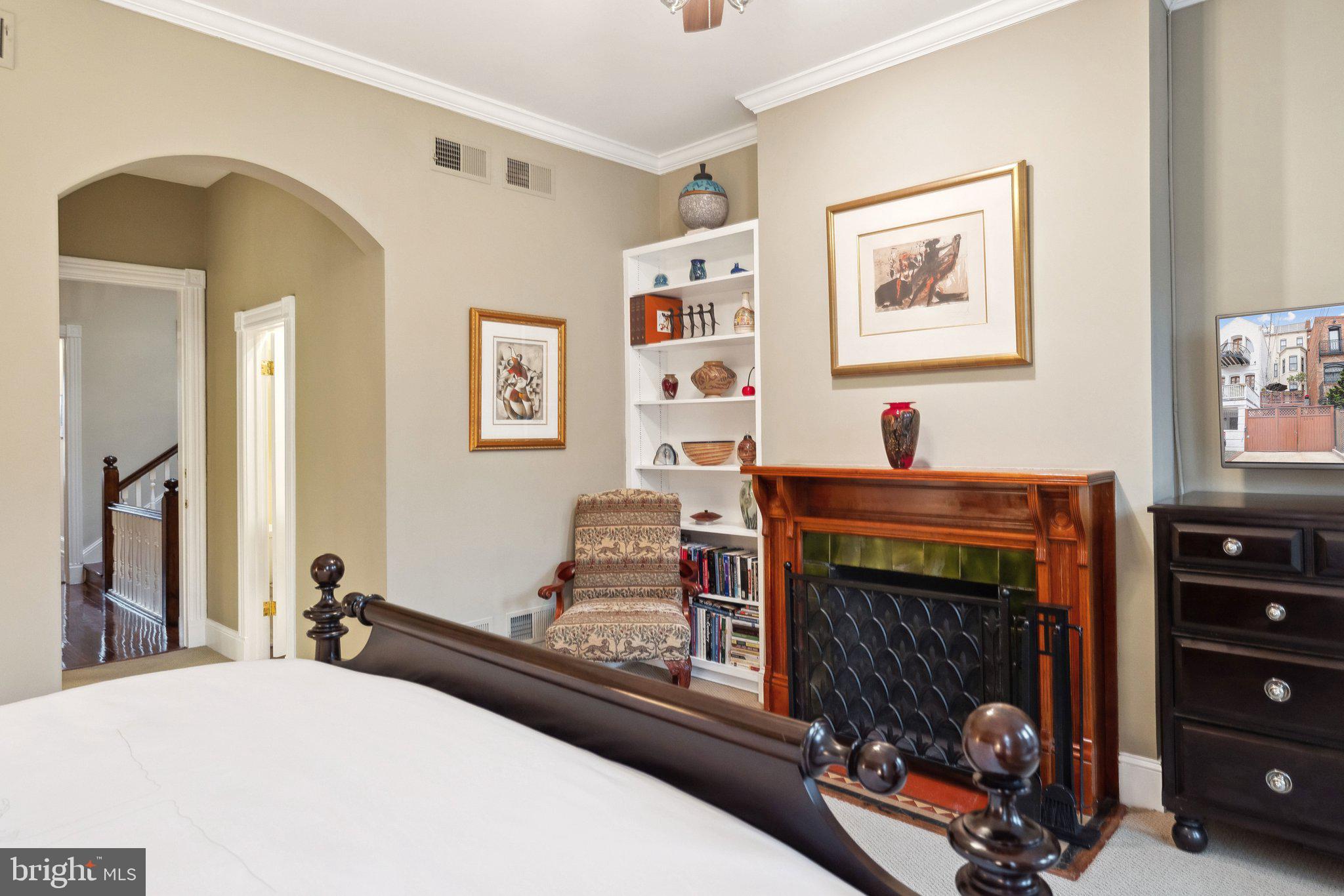 2014 R Street Northwest Washington, DC 20009 - Photo 22 of 47