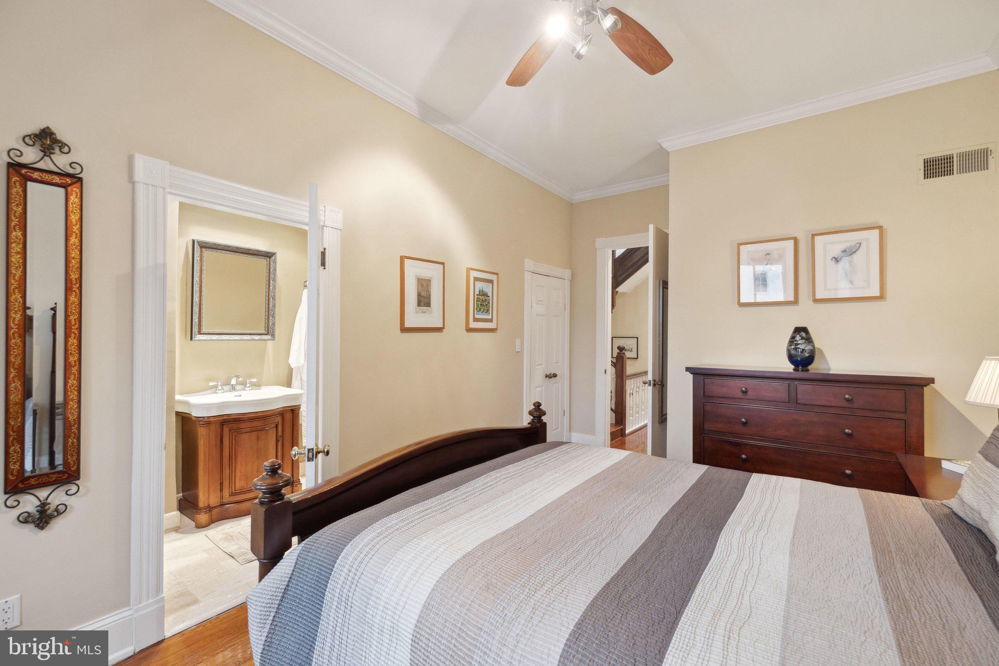 2014 R Street Northwest Washington, DC 20009 - Photo 28 of 47