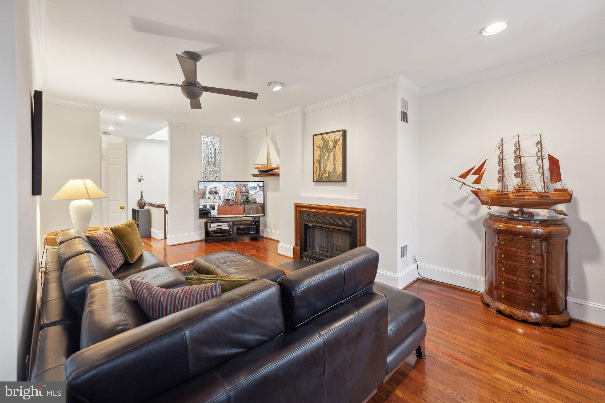 2014 R Street Northwest Washington, DC 20009 - Photo 32 of 47