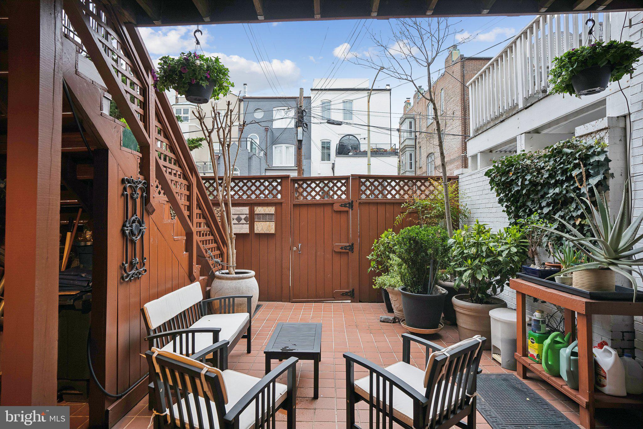 2014 R Street Northwest Washington, DC 20009 - Photo 45 of 47