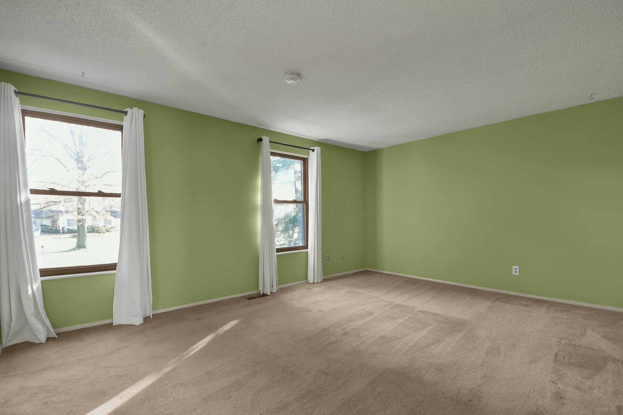 1607 McNaughten Road Columbus, OH 43232 - Photo 16 of 38 18-web-or-mls-1607-mcnaughten-rd
