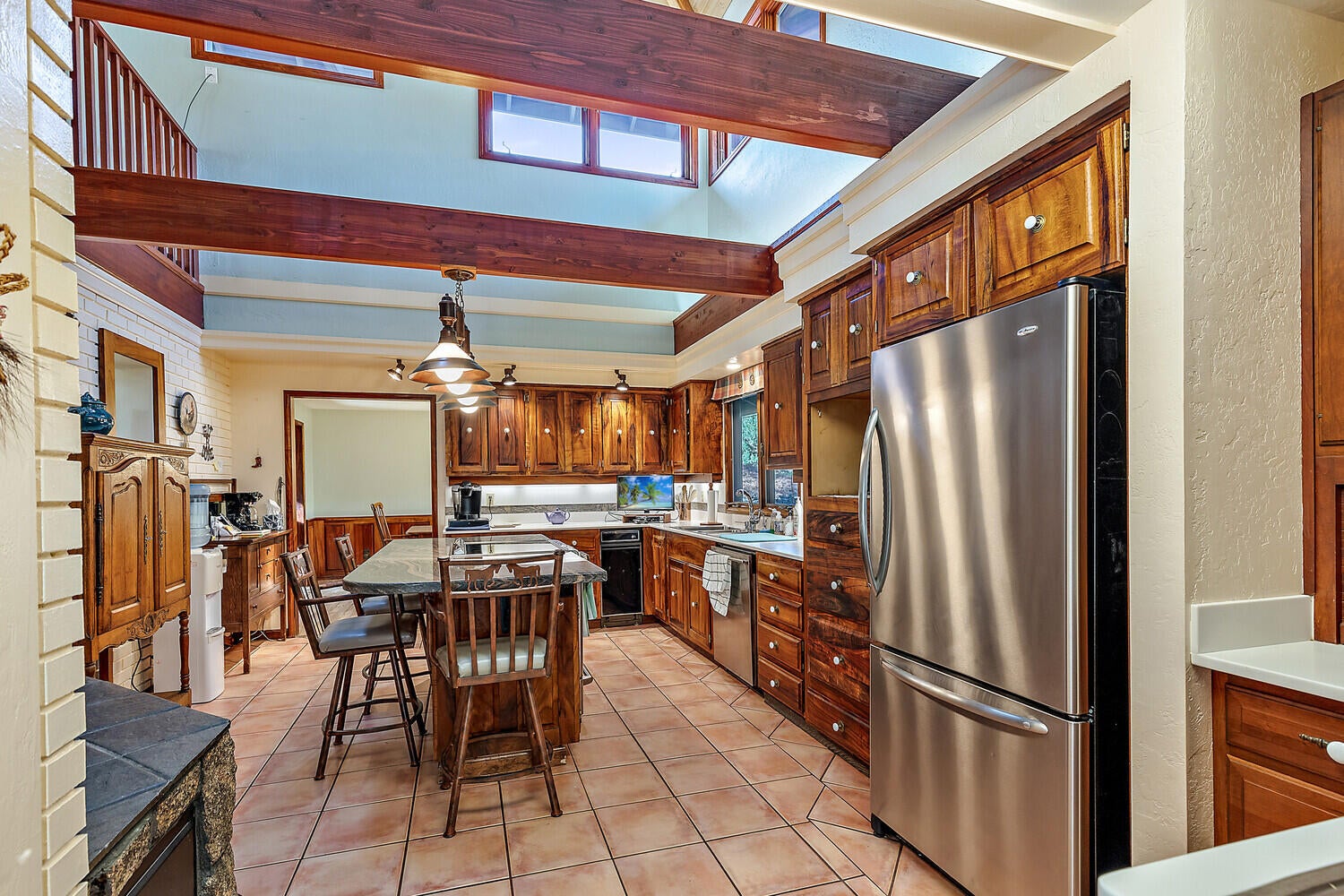 4020 Little Applegate Road Jacksonville, OR 97530 - Photo 19 of 83 19-Kitchen