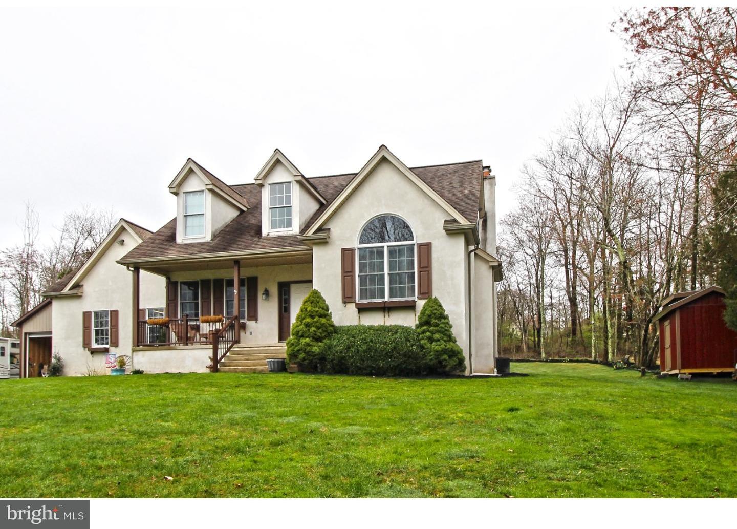 228 Clump Road Green Lane, PA 18054 - Photo 2 of 25 Exterior Front