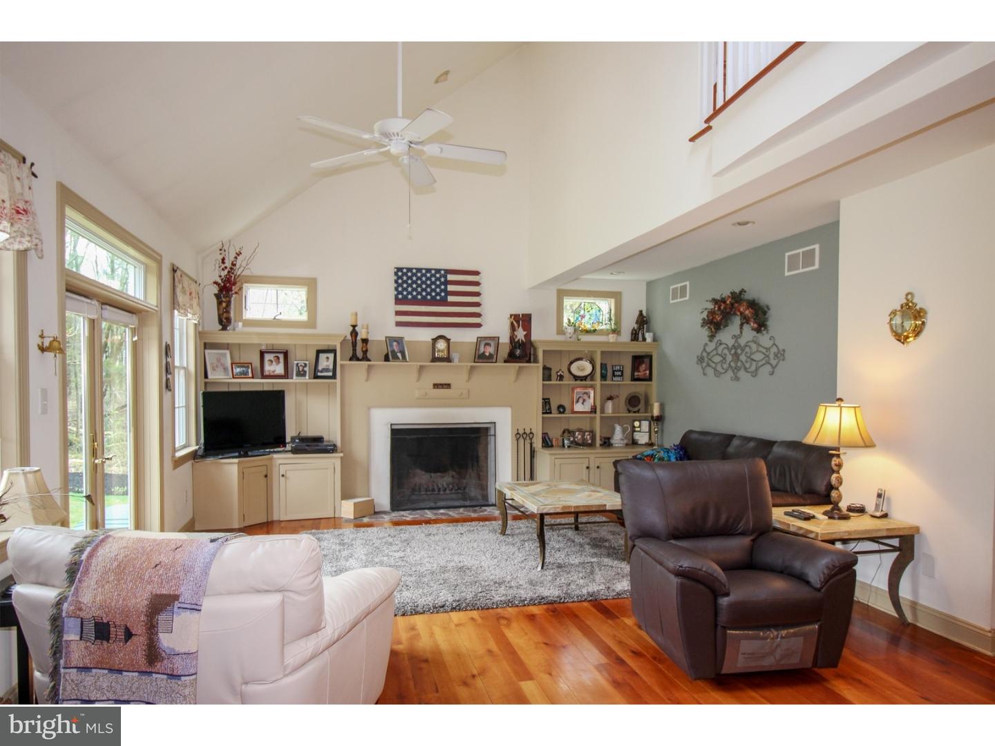 228 Clump Road Green Lane, PA 18054 - Photo 4 of 25 Great Room