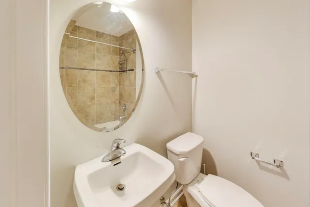 $449,900 | 4926 South Drexel Boulevard, Unit C, Chicago, IL 60615