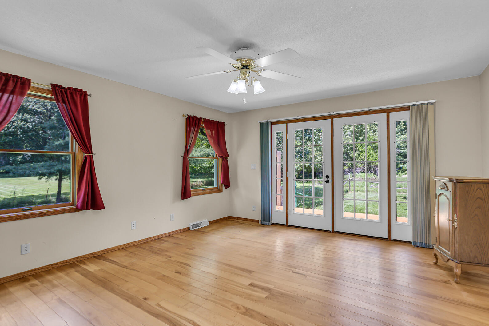 2050 Perrine Road Rives Junction, MI 49277 - Photo 19 of 42 0N0A0949