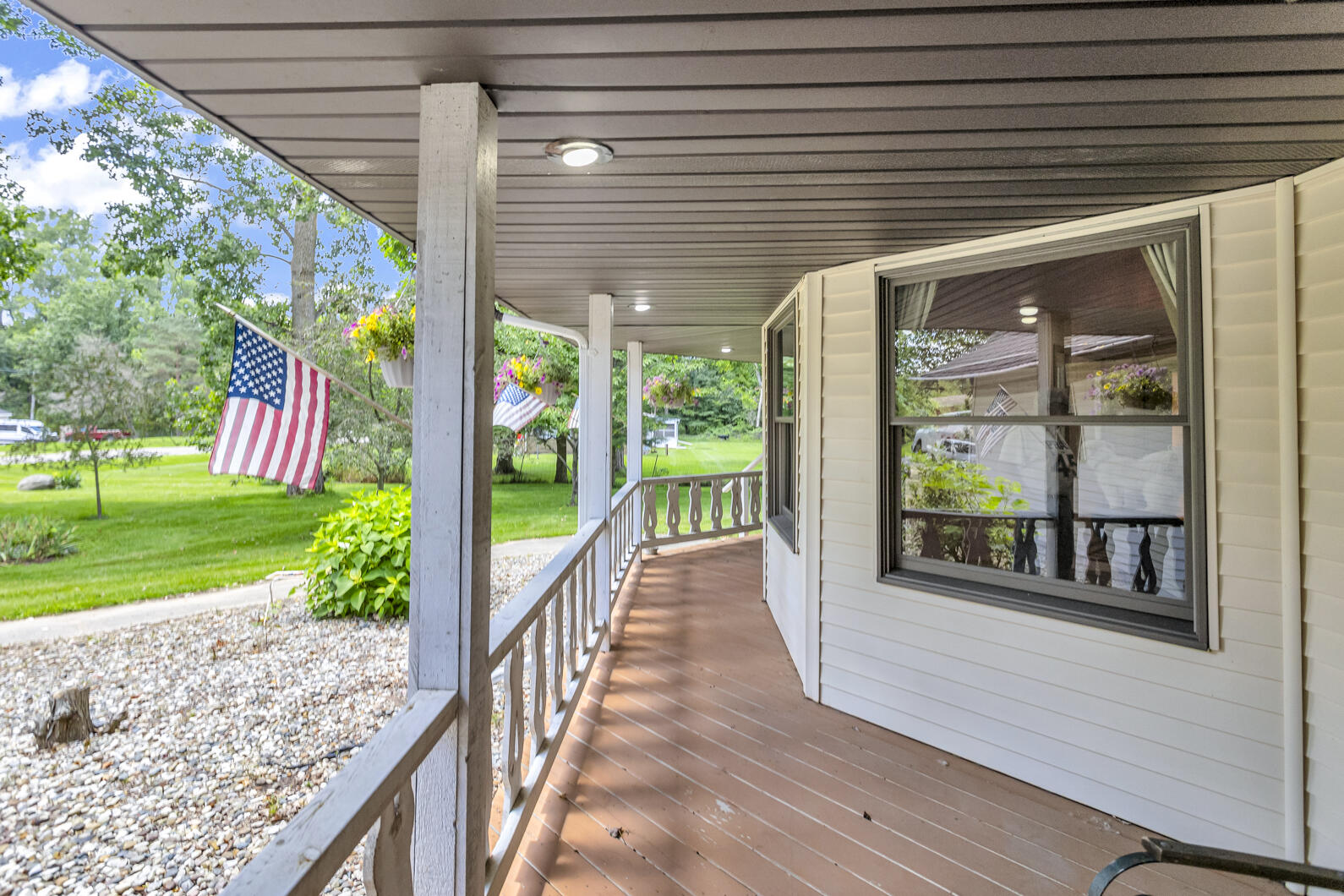 2050 Perrine Road Rives Junction, MI 49277 - Photo 4 of 42 0N0A0975