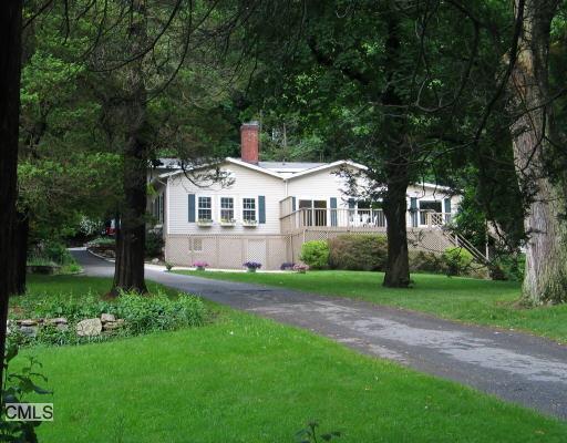 444 Middlesex Road Darien, CT 06820 - Photo 1 of 1