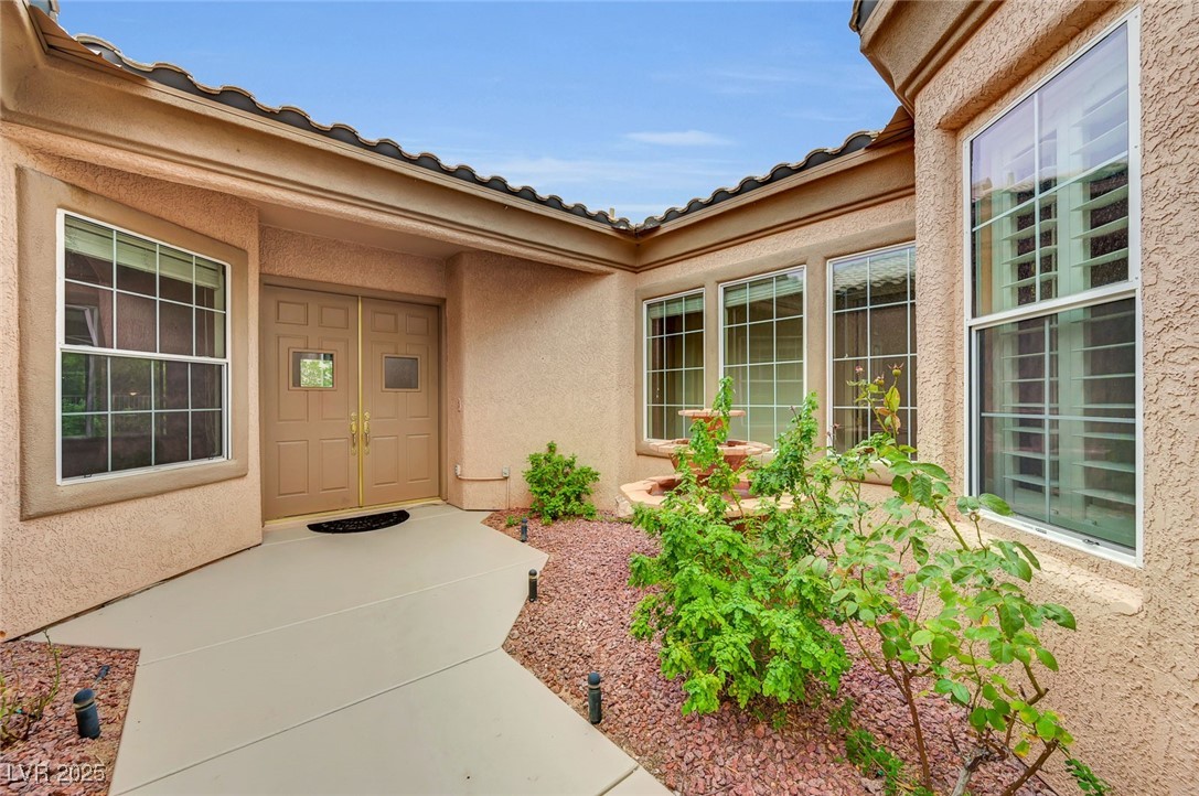 4636 Riva De Romanza Street Las Vegas, NV 89135 - Photo 3 of 41