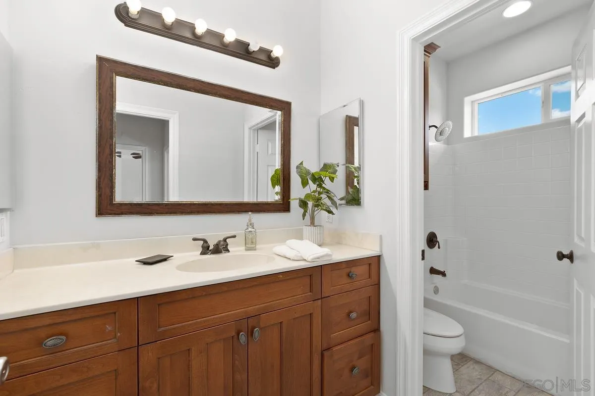 11331-33 Posthill Road Lakeside, CA 92040 - Photo 31 of 40 Gallery Image 31
