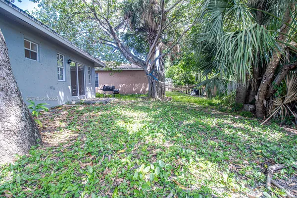 $3,500 | 116 Northwest 6th Avenue, Dania Beach, FL 33004