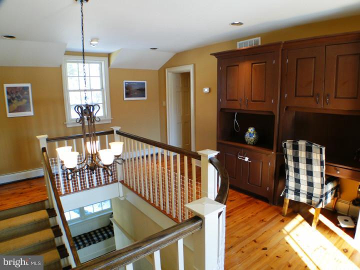 380 North Buck Road Downingtown, PA 19335 - Photo 15 of 24 Office / Study
