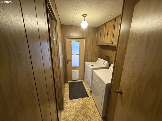 $82,000 | 1938 Maryland Avenue, Myrtle Point, OR 97458