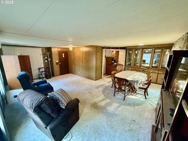 $82,000 | 1938 Maryland Avenue, Myrtle Point, OR 97458