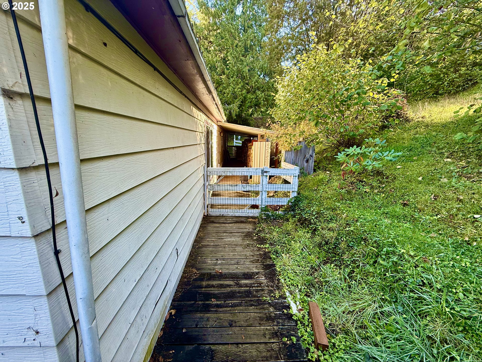 1938 Maryland Avenue Myrtle Point, OR 97458 - Photo 21 of 21