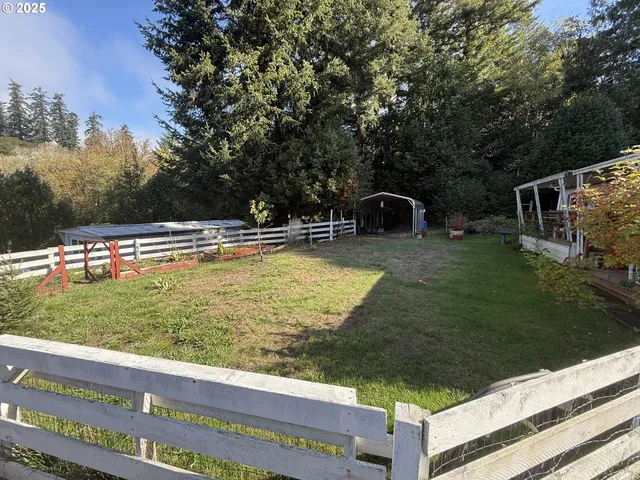 $82,000 | 1938 Maryland Avenue, Myrtle Point, OR 97458