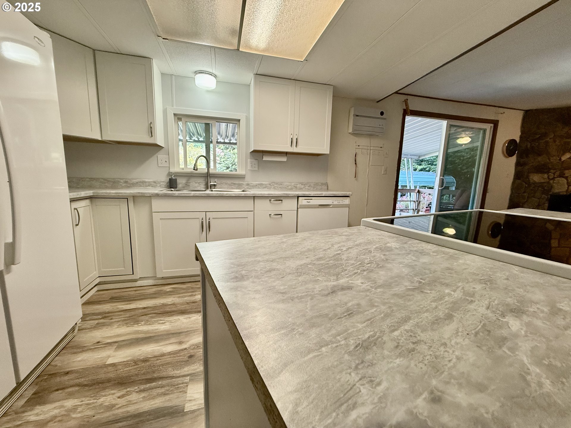 1938 Maryland Avenue Myrtle Point, OR 97458 - Photo 10 of 21