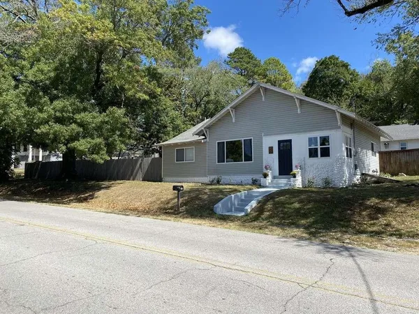 $218,000 | 202 Walnut Street, Anderson, MO 64831