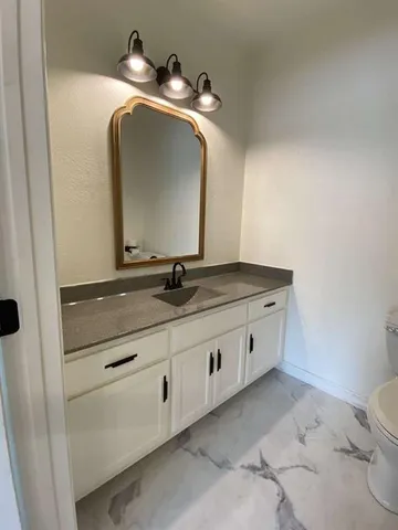 $225,000 | 202 Walnut Street, Anderson, MO 64831