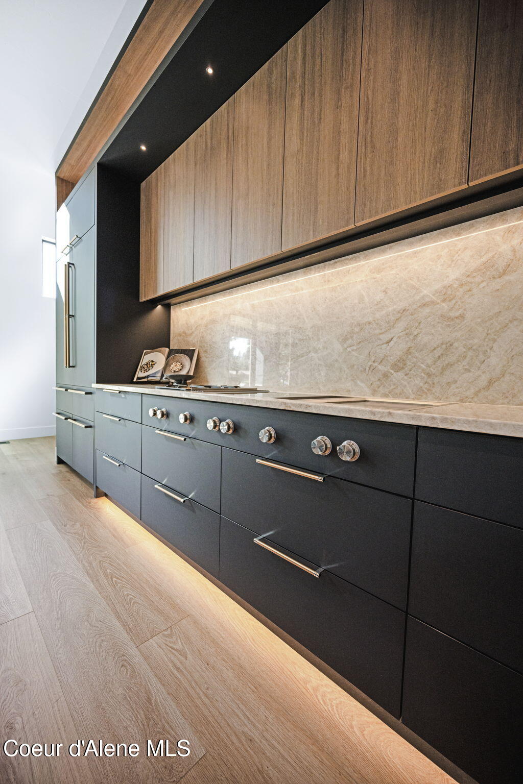 809 East Sherman Avenue Coeur D'Alene, ID 83814 - Photo 12 of 72 30-web-or-mls-DSC_3940