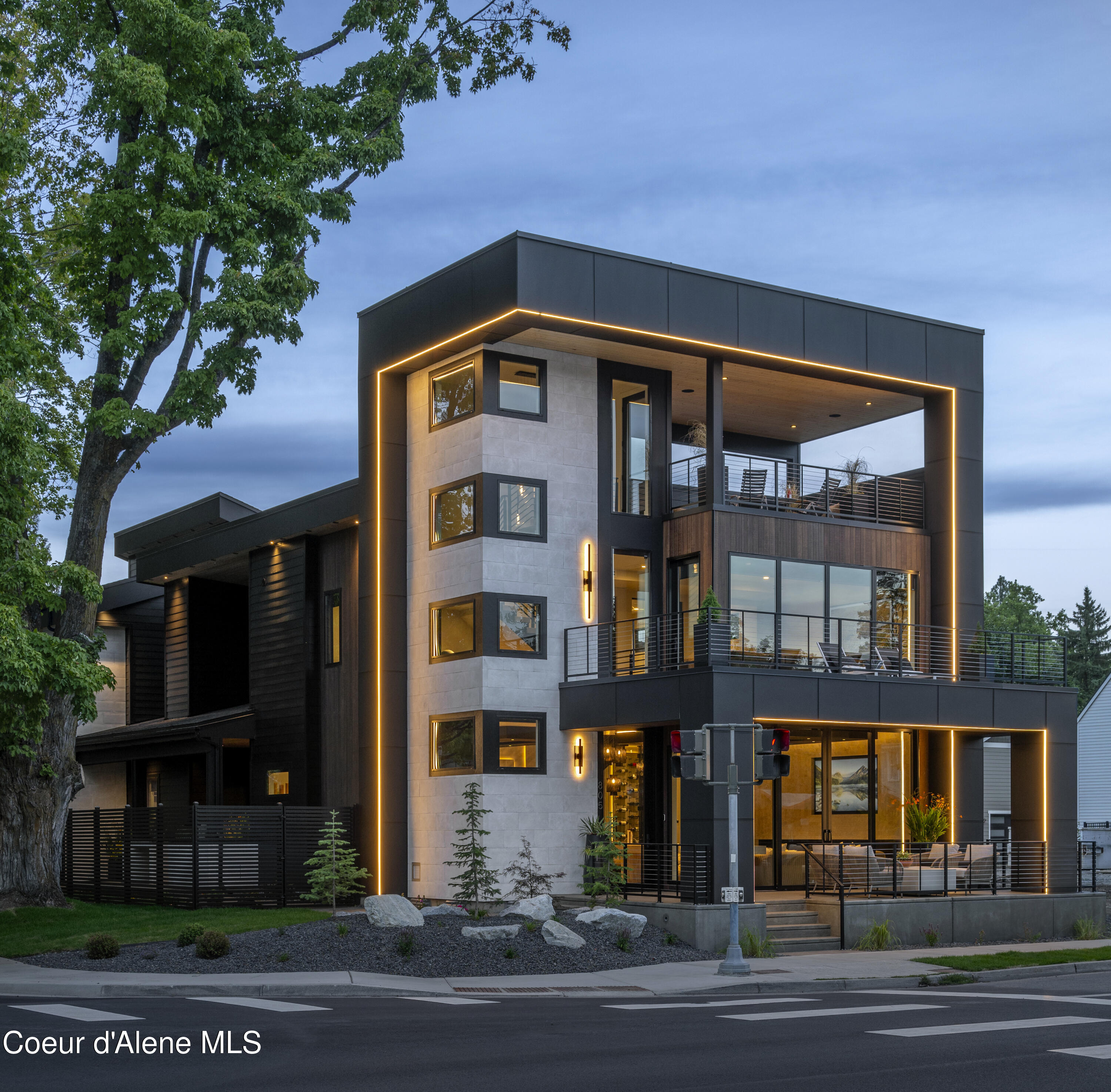 809 East Sherman Avenue Coeur D'Alene, ID 83814 - Photo 2 of 72 Atlas HR-82871