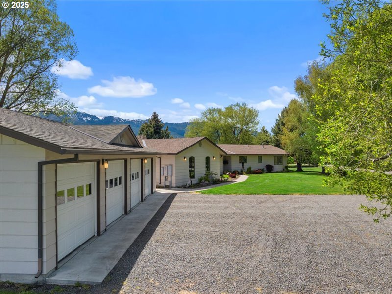 65155 Hurricane Creek Road Enterprise, OR 97828 - Photo 35 of 39