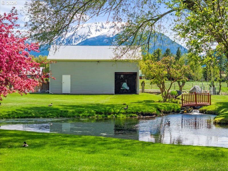 65155 Hurricane Creek Road Enterprise, OR 97828 - Photo 36 of 39