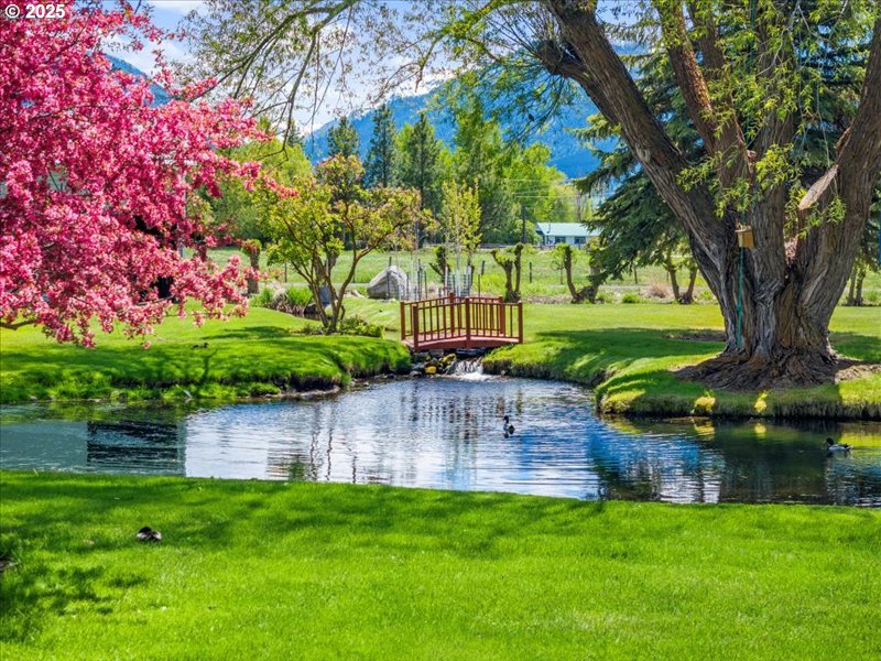 65155 Hurricane Creek Road Enterprise, OR 97828 - Photo 5 of 39