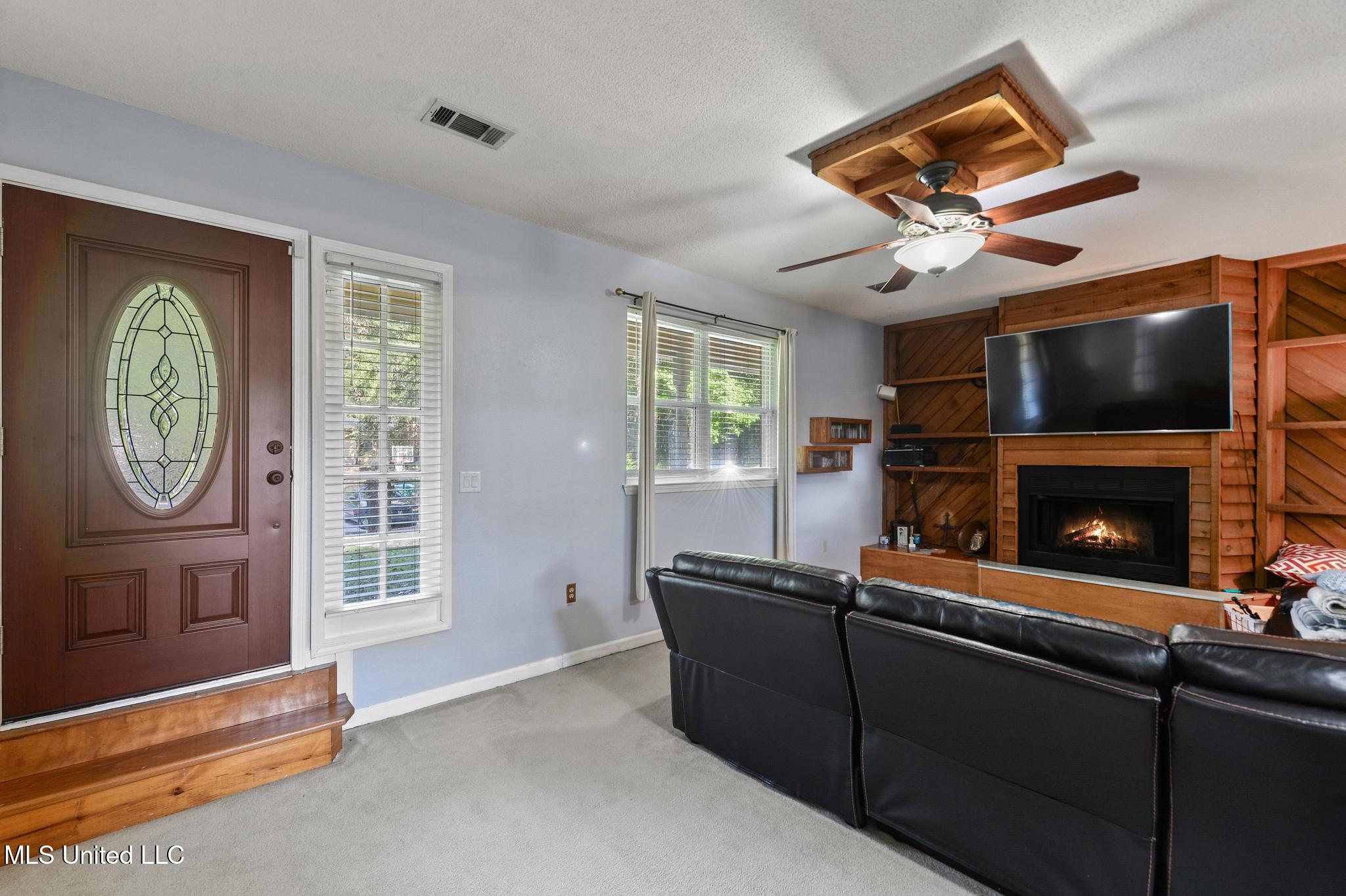 5312 Rue St Denis Gautier, MS 39553 - Photo 4 of 31 004