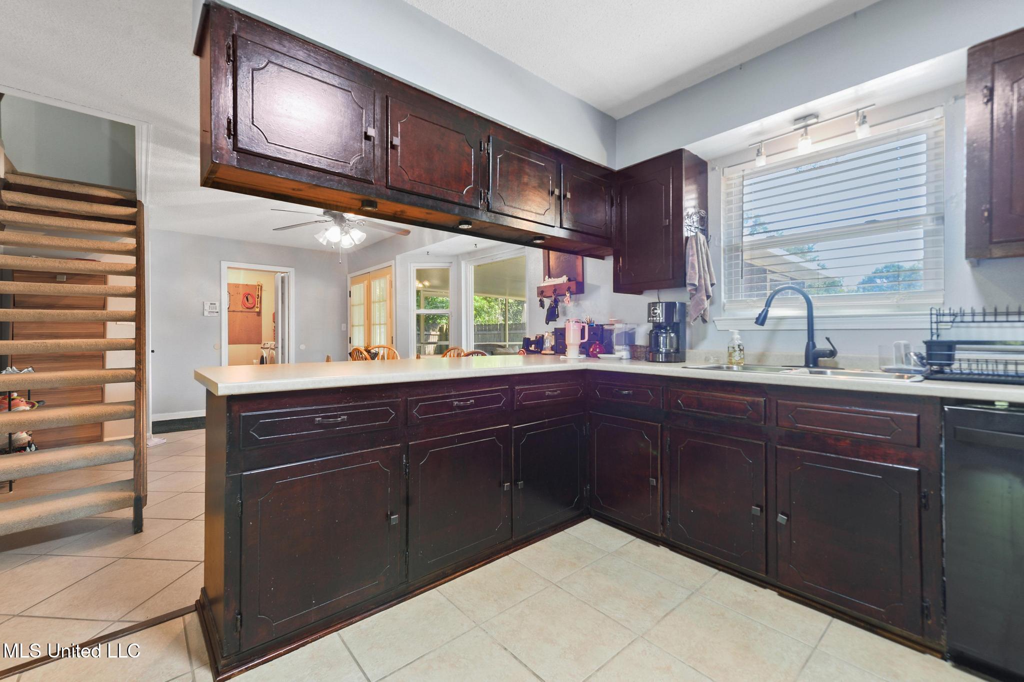 5312 Rue St Denis Gautier, MS 39553 - Photo 6 of 31 006