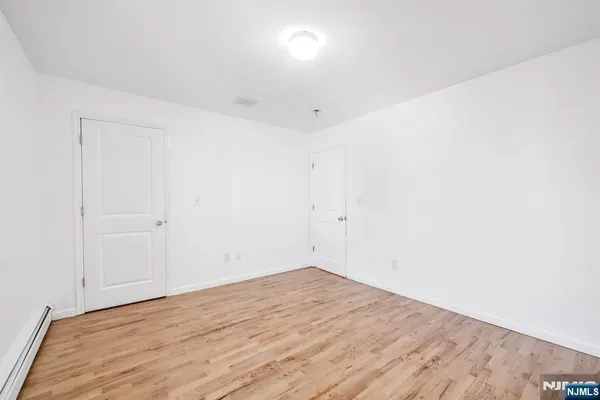 $2,700 | 457 Washington Avenue, Unit 2, Cliffside Park, NJ 07010