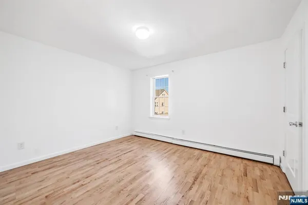 $2,700 | 457 Washington Avenue, Unit 2, Cliffside Park, NJ 07010