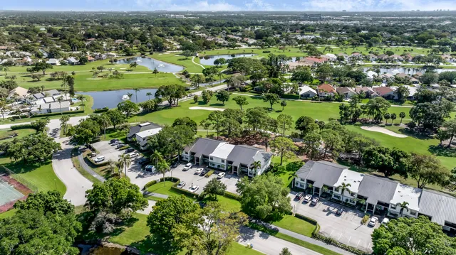 $369,900 | 12926 Briarlake Drive, Unit 201, Palm Beach Gardens, FL 33418