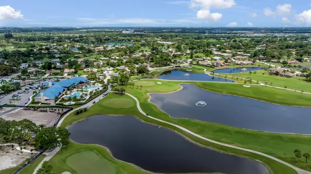 $369,900 | 12926 Briarlake Drive, Unit 201, Palm Beach Gardens, FL 33418