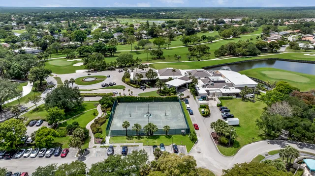 $369,900 | 12926 Briarlake Drive, Unit 201, Palm Beach Gardens, FL 33418