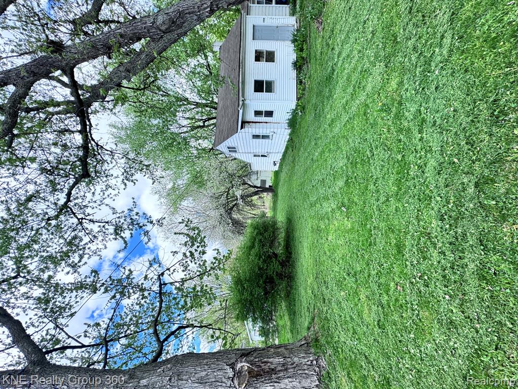 4928 Hughes Road Lansing, MI 48910 - Photo 29 of 35