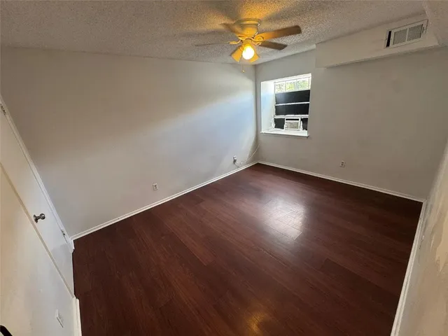 $700 | 2904 Sweeney Lane, Unit D, Austin, TX 78723