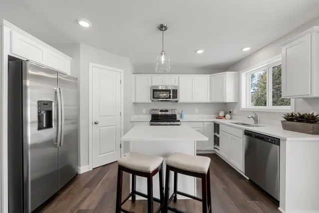 $479,850 | 609 Afton Drive, Northfield, MN 55057