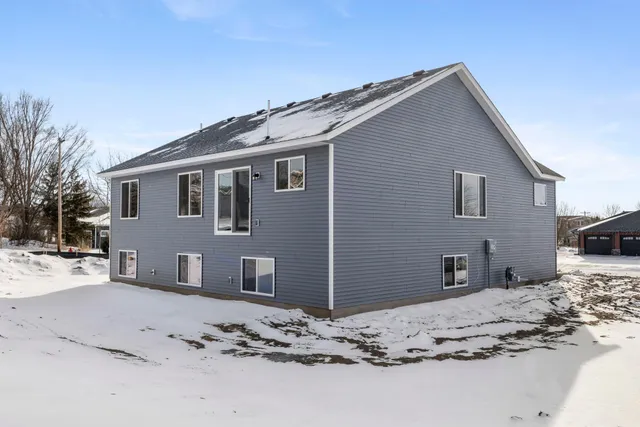 $479,850 | 609 Afton Drive, Northfield, MN 55057
